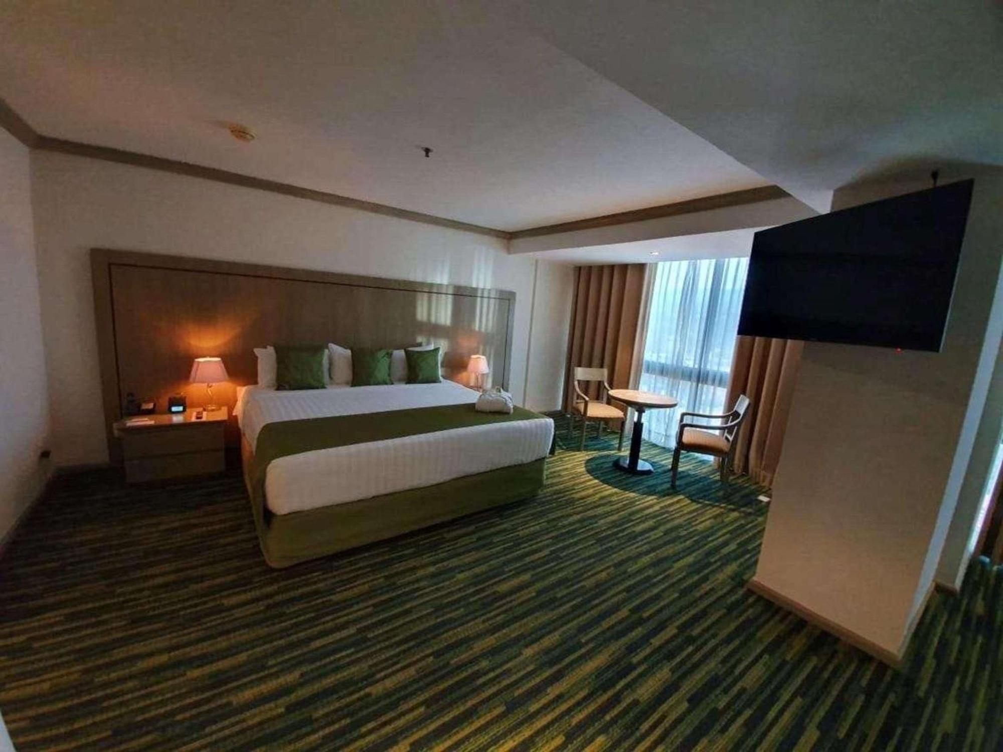 Radisson Paraiso