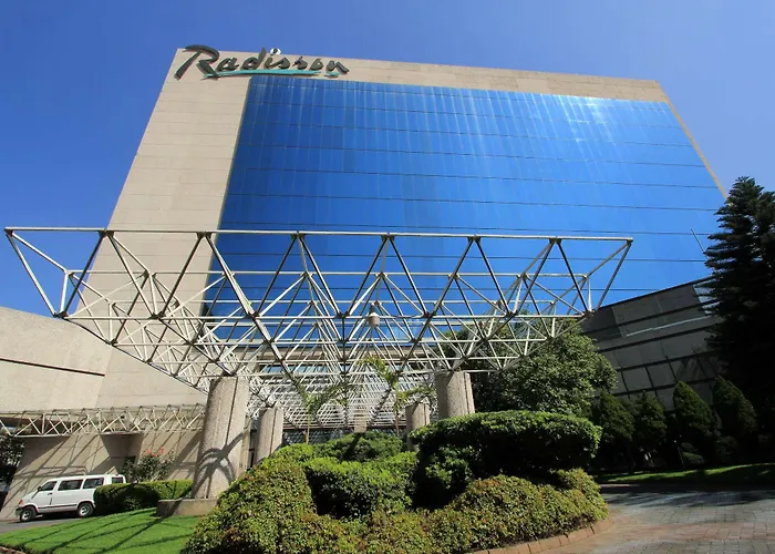 Radisson Paraiso Perisur